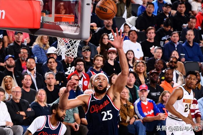 桑德豪森赛事表现惊艳，轻取胜利的简单介绍