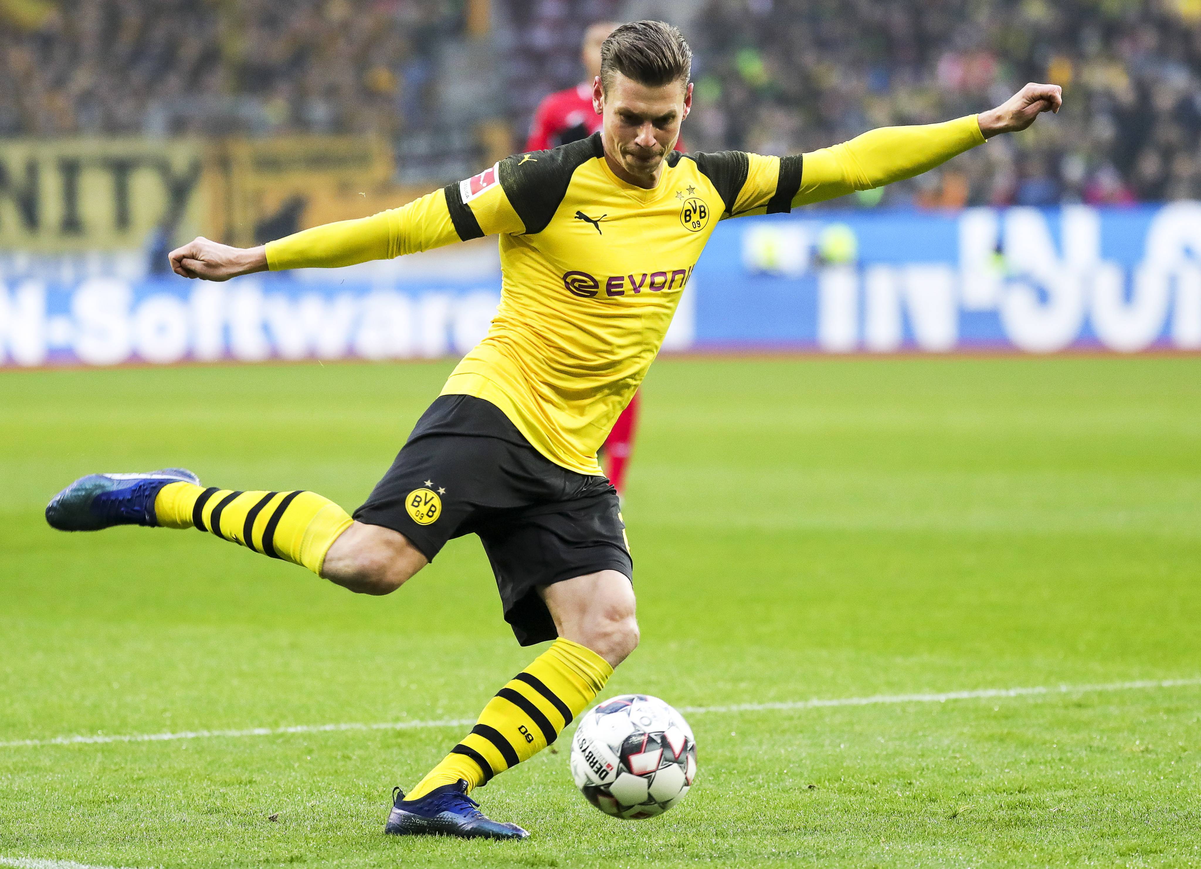 包含柏林赫塔进攻乏力，需提升射门效率的词条