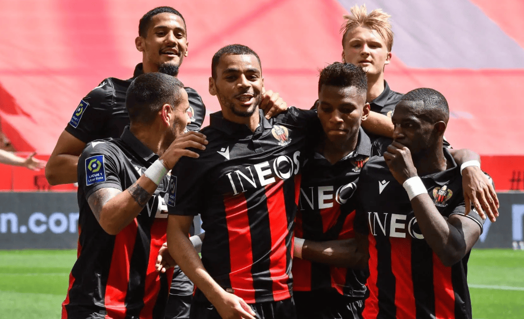 圣埃蒂安主场遭遇逆转，输给里昂